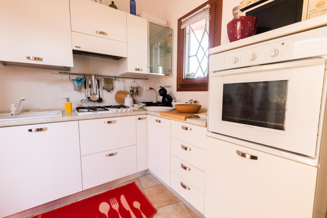 Apartment Villetta Giardini Di Bados 700mt Dalla