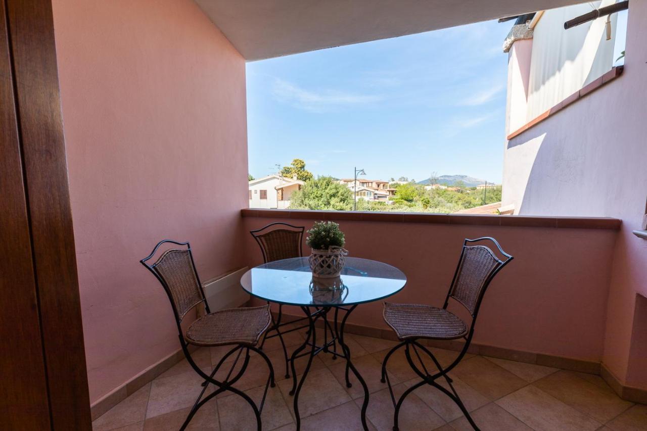 Villetta Giardini Di Bados 700mt Dalla