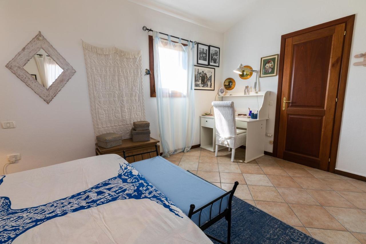 Villetta Giardini Di Bados 700mt Dalla * Olbia