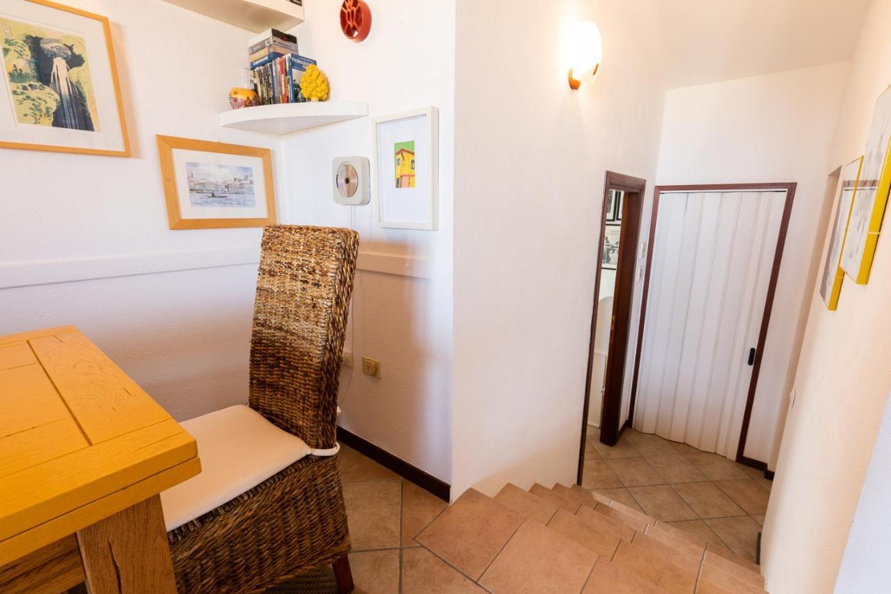 Appartamento Villetta Giardini Di Bados 700mt Dalla Olbia